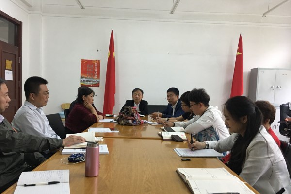 1536166117506149.jpg 20180905党课 共产党宣言_副本.jpg